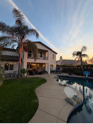 3160 Black Oak Dr, Rocklin, CA 95765