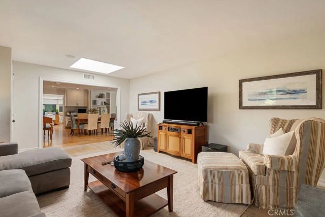 21892 Kaneohe, Huntington Beach, CA 92646