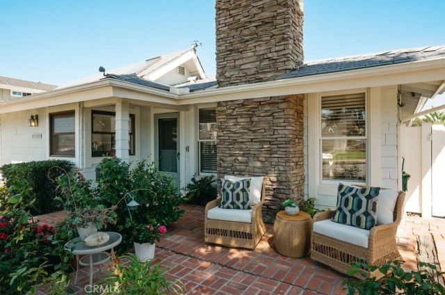 21892 Kaneohe, Huntington Beach, CA 92646