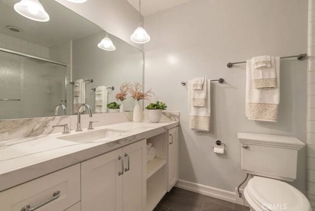 21892 Kaneohe, Huntington Beach, CA 92646