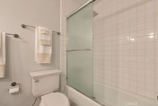21892 Kaneohe, Huntington Beach, CA 92646