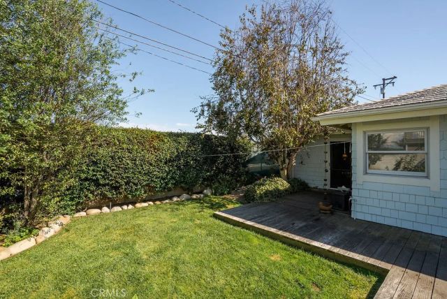 21892 Kaneohe, Huntington Beach, CA 92646