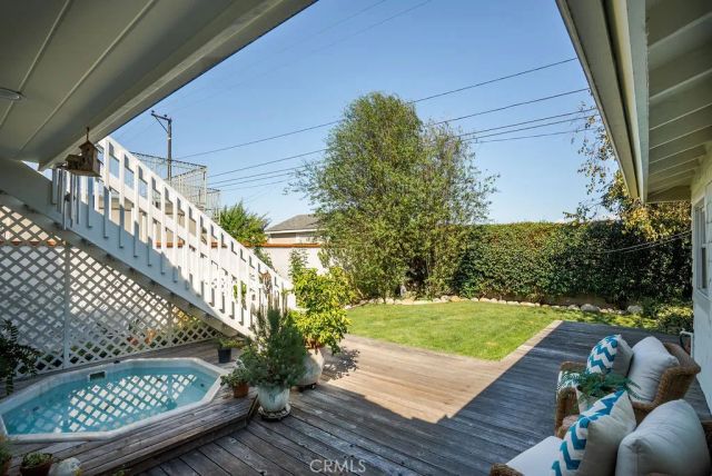 21892 Kaneohe, Huntington Beach, CA 92646