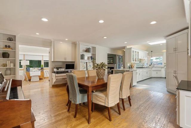 21892 Kaneohe, Huntington Beach, CA 92646