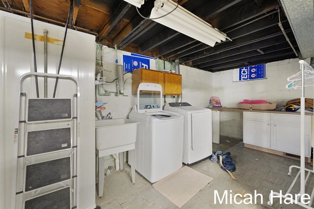 1393 Katrina Drive, Grand Rapids, MI 49508