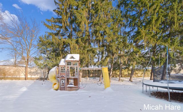 1393 Katrina Drive, Grand Rapids, MI 49508