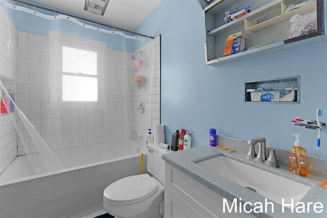 1393 Katrina Drive, Grand Rapids, MI 49508