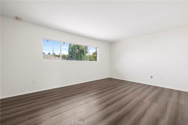 6741 Buffalo Avenue, Valley Glen, CA 91401
