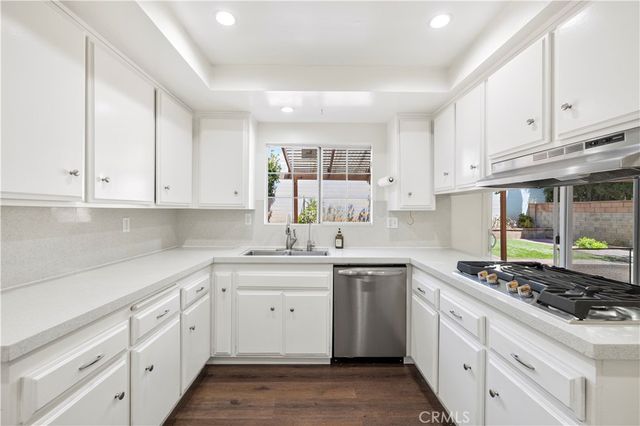 6741 Buffalo Avenue, Valley Glen, CA 91401