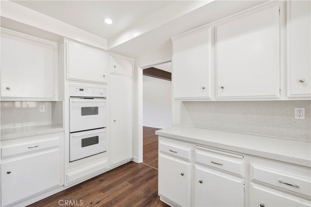 6741 Buffalo Avenue, Valley Glen, CA 91401