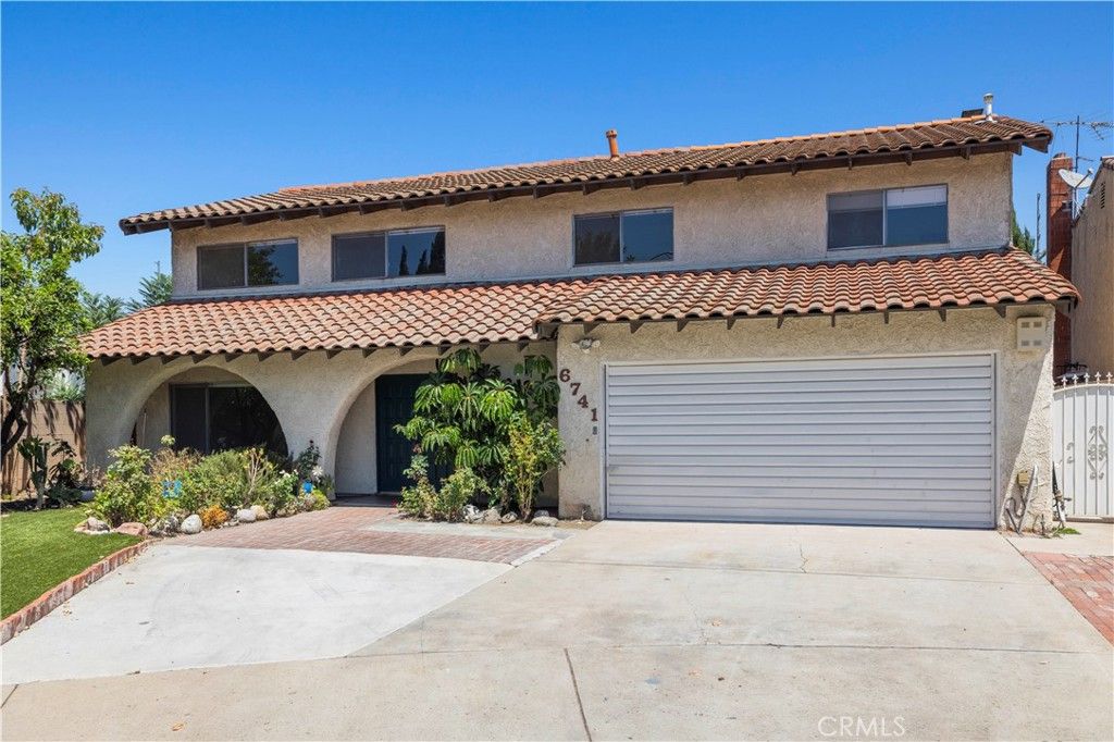 6741 Buffalo Avenue, Valley Glen, CA 91401