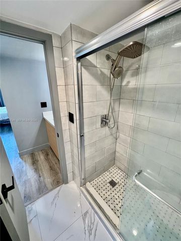 20379 W Country Club Dr 1537, Aventura, FL 33180