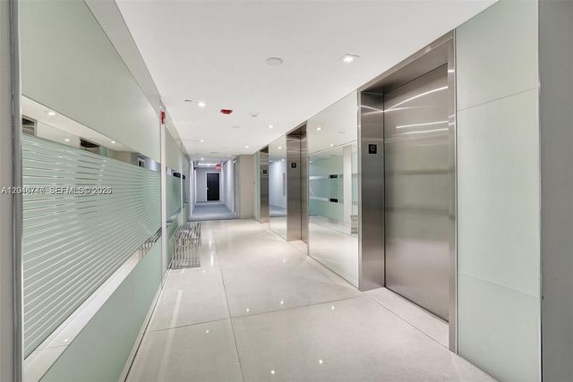 20379 W Country Club Dr 1537, Aventura, FL 33180