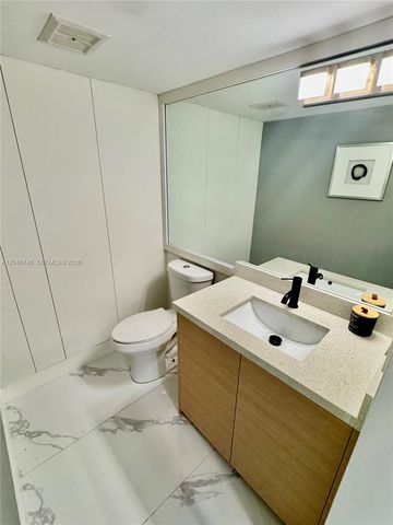 20379 W Country Club Dr 1537, Aventura, FL 33180