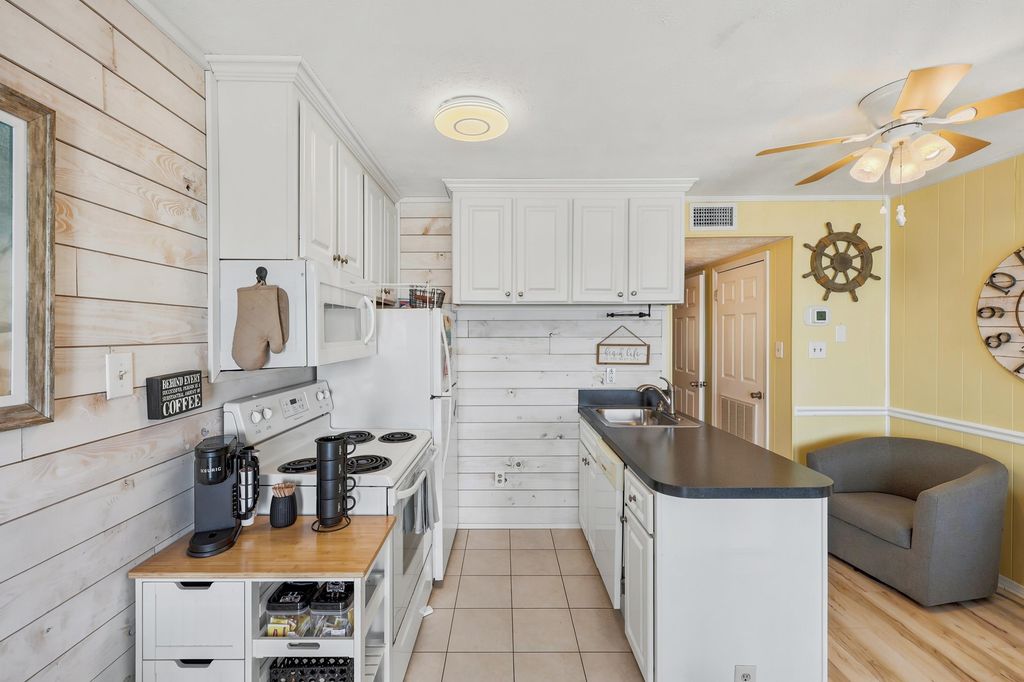 116 S Waccamaw Dr # 302, Murrells Inlet, SC 29576 — photo 3