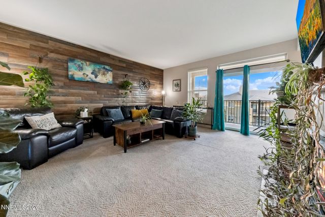 4888 Bougainvillea Circle, Sparks, NV 89436