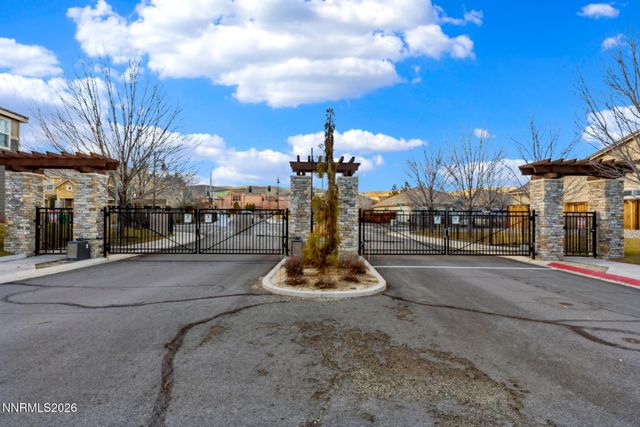 4888 Bougainvillea Circle, Sparks, NV 89436