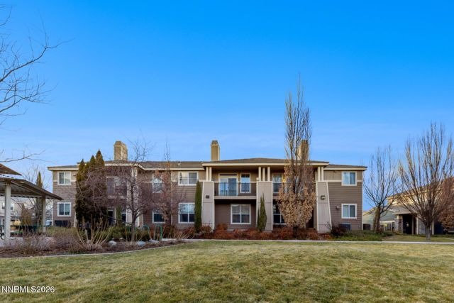 4888 Bougainvillea Circle, Sparks, NV 89436