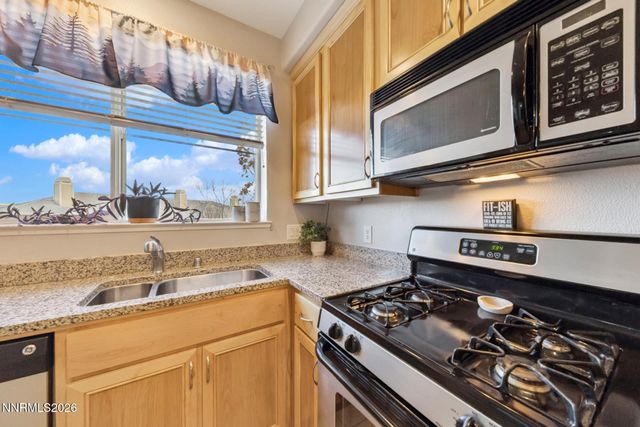 4888 Bougainvillea Circle, Sparks, NV 89436