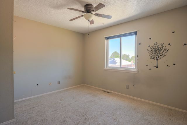 7908 SIERRA AZUL Avenue NE, Albuquerque, NM 87110