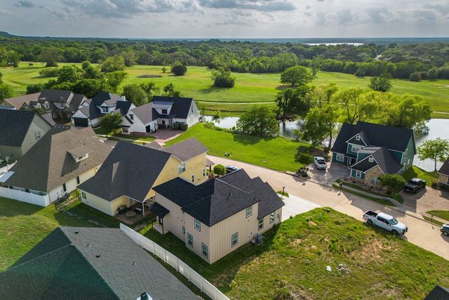 311 Heather Run, Woodway, TX 76712