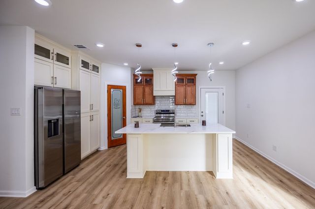311 Heather Run, Woodway, TX 76712