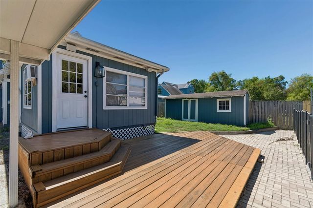 310 E PARIS STREET, Tampa, FL 33604