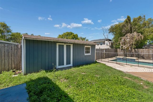 310 E PARIS STREET, Tampa, FL 33604