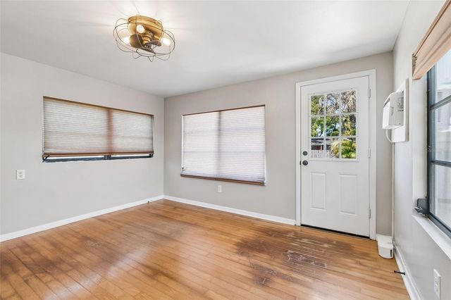 310 E PARIS STREET, Tampa, FL 33604