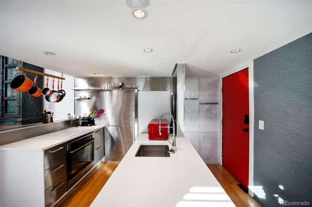 2193 Arapahoe Street 2, Denver, CO 80205