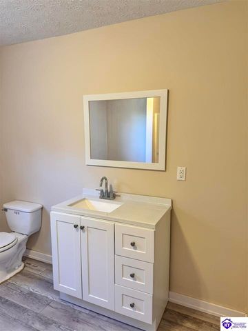9888 Hodgenville Road, Campbellsville, KY 42718