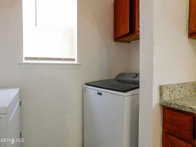 726 MEDINA, El Paso, TX 79905