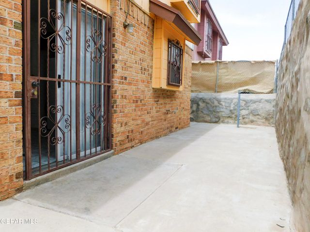 726 MEDINA, El Paso, TX 79905