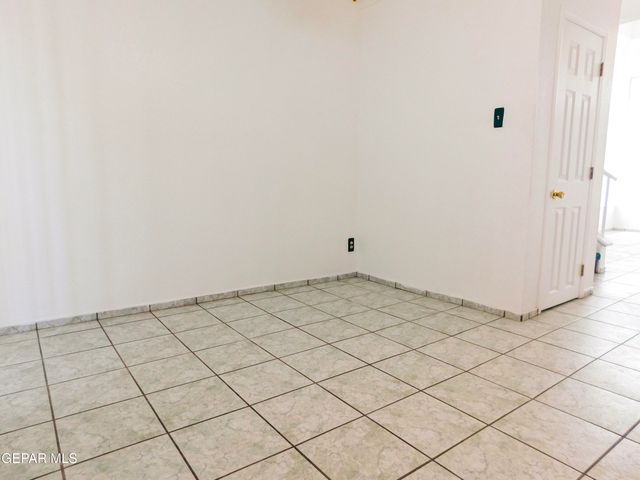 726 MEDINA, El Paso, TX 79905