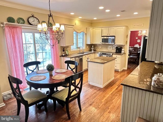 1003 TRAVIS CT, Downingtown, PA 19335