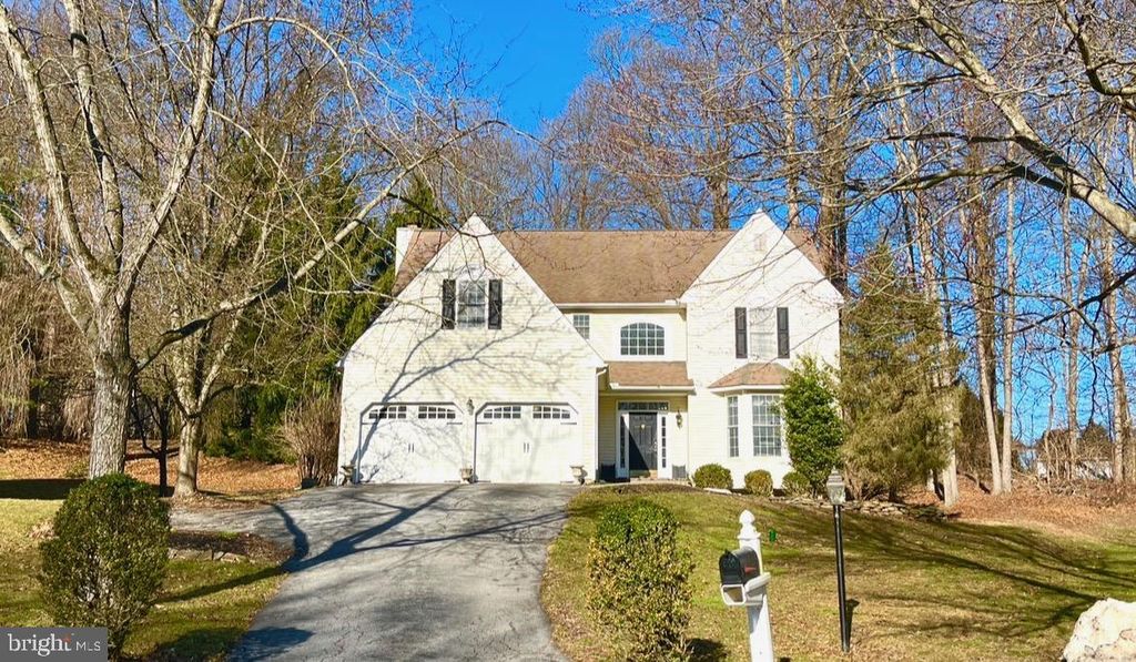 1003 TRAVIS CT, Downingtown, PA 19335