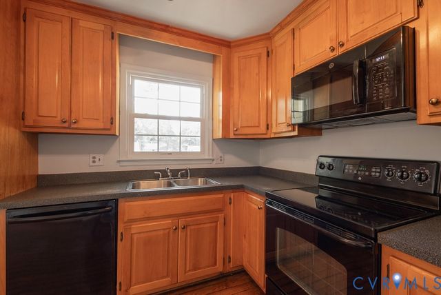 3804 Seasigh Ct, Chesterfield, VA 23831