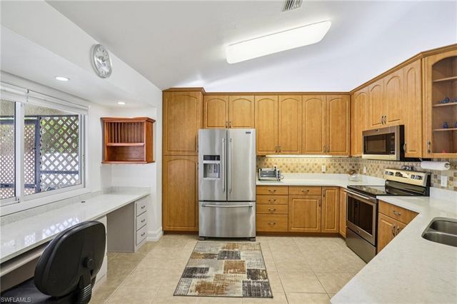 1603 NE 33rd LN, Cape Coral, FL 33909