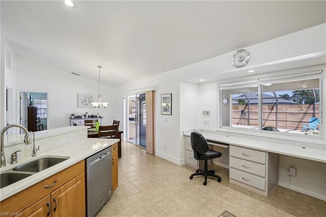 1603 NE 33rd LN, Cape Coral, FL 33909