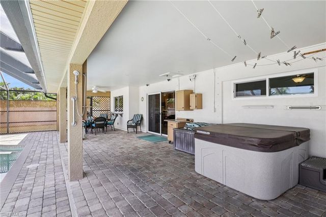 1603 NE 33rd LN, Cape Coral, FL 33909