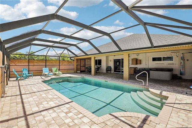 1603 NE 33rd LN, Cape Coral, FL 33909