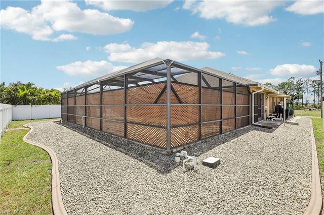 1603 NE 33rd LN, Cape Coral, FL 33909