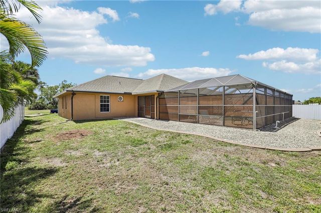 1603 NE 33rd LN, Cape Coral, FL 33909