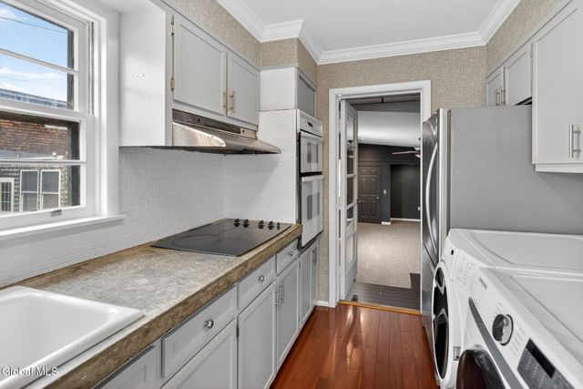 35 123rd Street, Troy, NY 12182