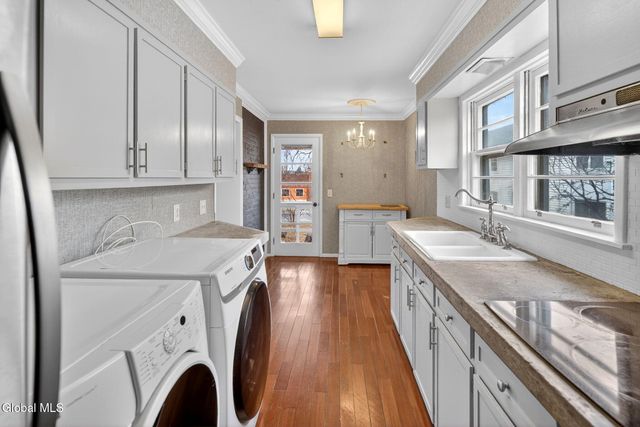 35 123rd Street, Troy, NY 12182