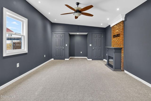 35 123rd Street, Troy, NY 12182