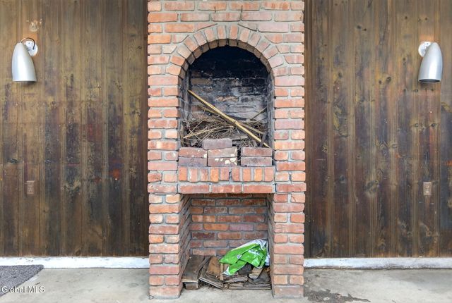 35 123rd Street, Troy, NY 12182