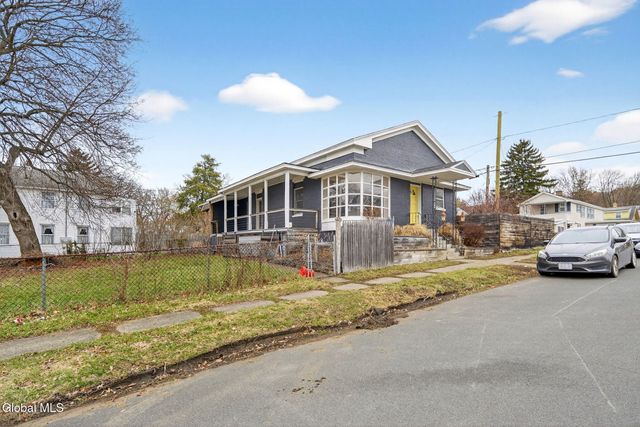 35 123rd Street, Troy, NY 12182