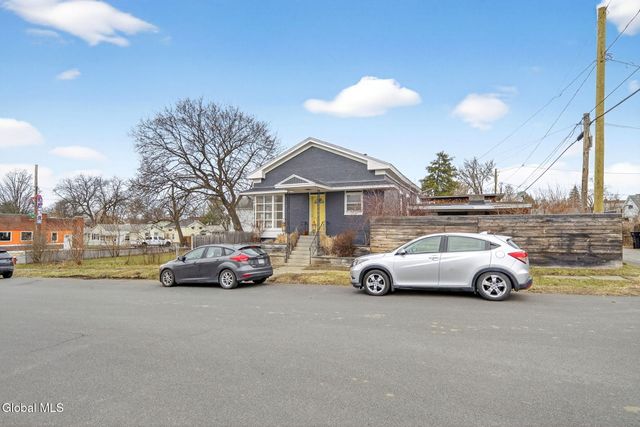 35 123rd Street, Troy, NY 12182