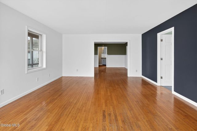 35 123rd Street, Troy, NY 12182